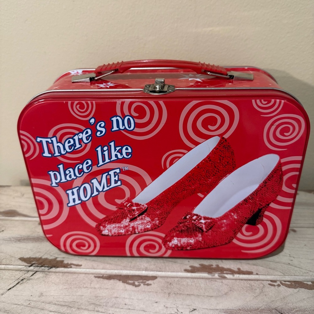 Collectible Tin Tote There's No Place Like Home The Wizard Of Oz Red